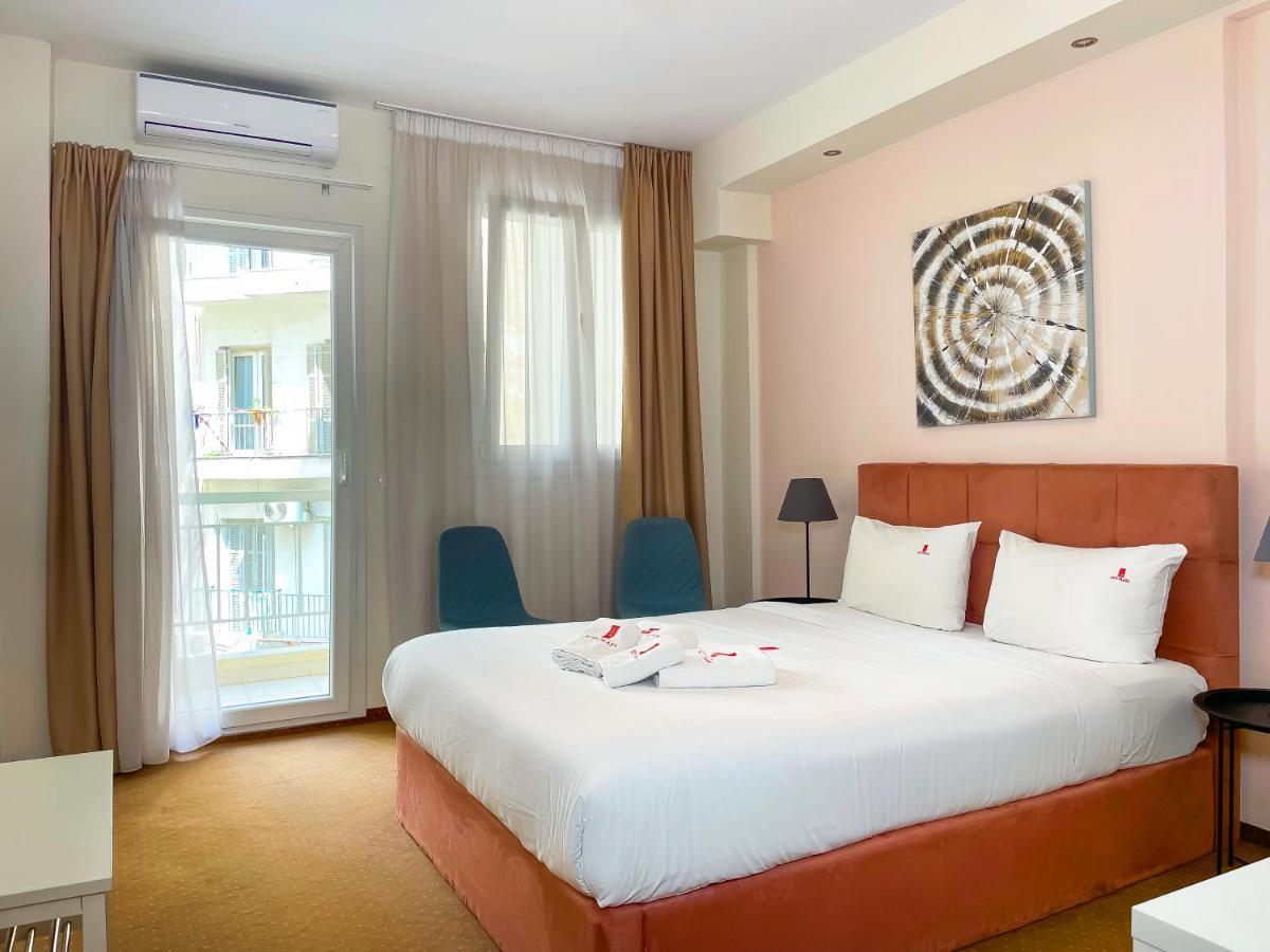City Plaza Apartments & Rooms 테살로니키 외부 사진