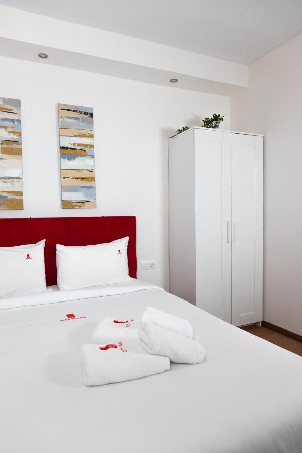 City Plaza Apartments & Rooms 테살로니키 외부 사진